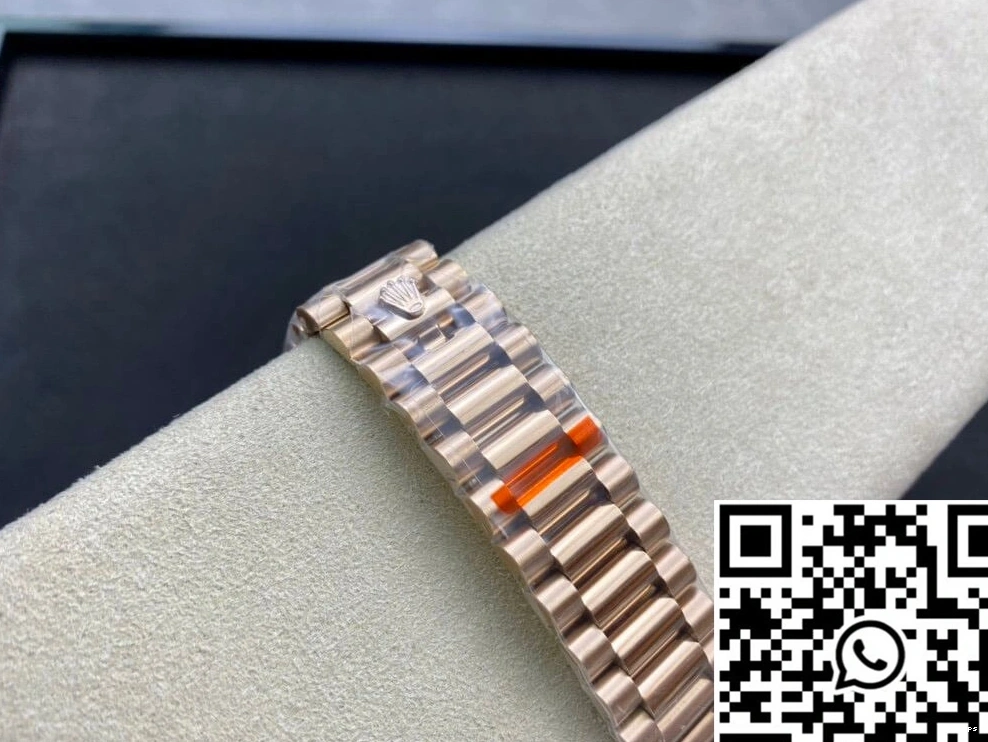 Rose Factory Date V2 Gold Rolex EW Day 228235 0326